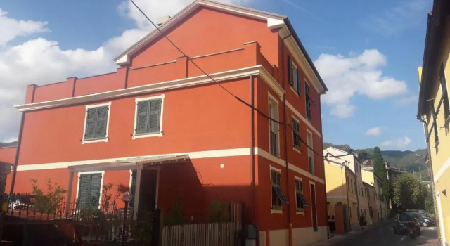 Gloria House, Забронировать Апартаменты/квартира Отели в центре Леванто, в центре, Парковка