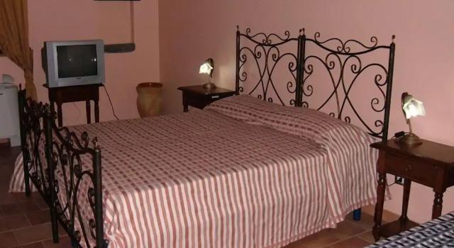 Agriturismo Borgo San Nicolao, Book Hotel Randazzo Etna