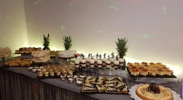 MiraMar (Adults only)