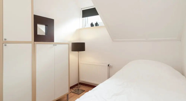 Luxury Villa with Boathouse & Jetty near Stavoren, Rezervovat Vila Chaty v Friesland, Chalupa
