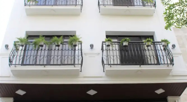 Lion Apartment