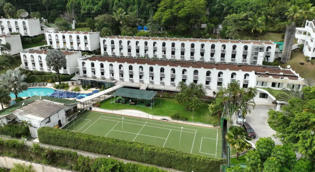 Wembley Inn Hotel, Забронировать Отель Отели Praia das Toninhas 3 звезды, 3*