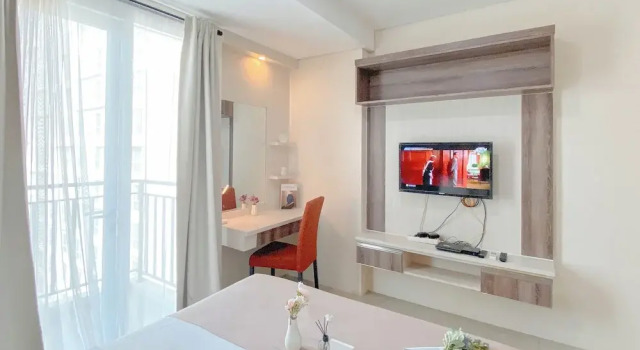 Modern Look Studio Apartment at Woodland Park Residence, Prenota Appartamento Giacarta Jakarta Province