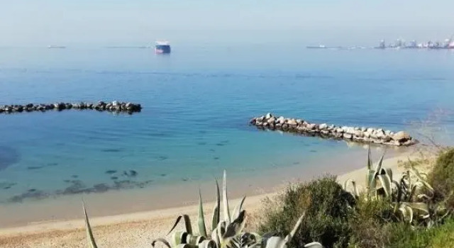 Suite Al Mare, Rezervovat Hotel Hotely v Taranto s bazénem, Bazén