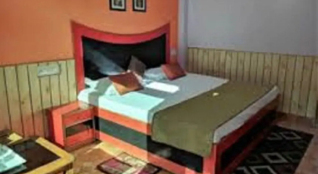 Dev Conifers Cafe and Cottages, Забронировать Отель Джиби штат Химачал-Прадеш