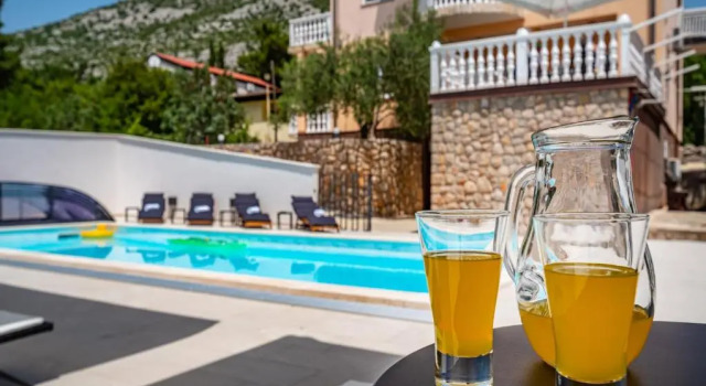 Студия Apartments Prkačin