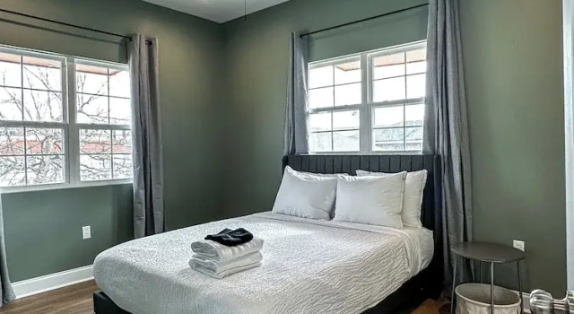 Апартаменты Standard StayAE - Flamingo House