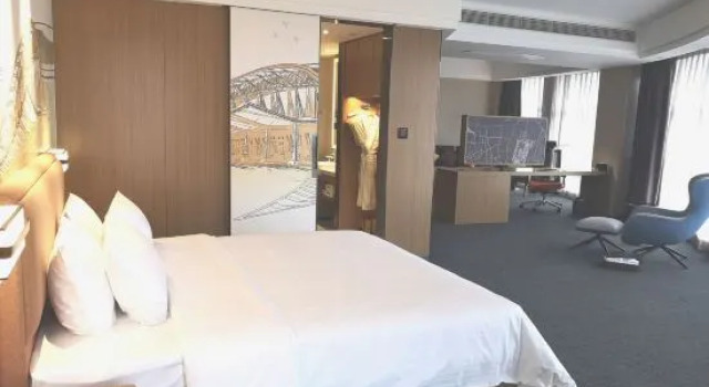 Люкс Hampton by Hilton Guangzhou Baiyun Airport North