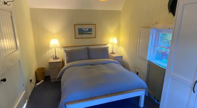 Cobbler's Cottage at Kindrochet, Strathtay, Book Feriehus Pitlochry Perthshire