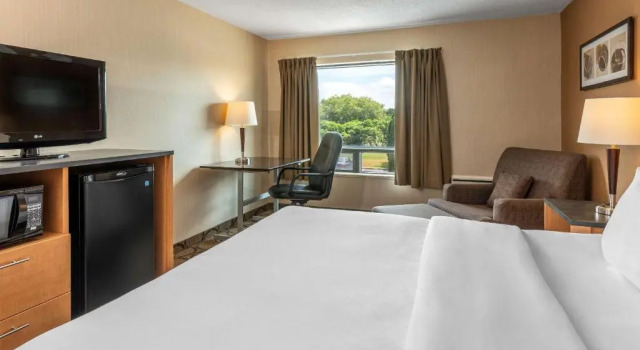 Номер Standard Comfort Inn Montreal - Laval - Highway 15