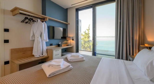 Kyma Deluxe 2 Bedroom Suite