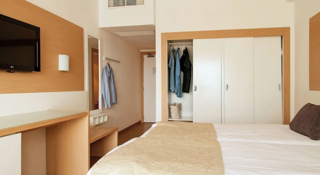 Standard- dobbelt værelse med altan Sunprime Waterfront
