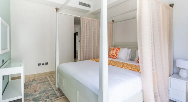 Regal & Modern 2BR With Study in Downtown Dubai - Sleeps 5!, Забронировать Апартаменты/квартира Даунтаун Дубай , рядом с Дубайский аквариум