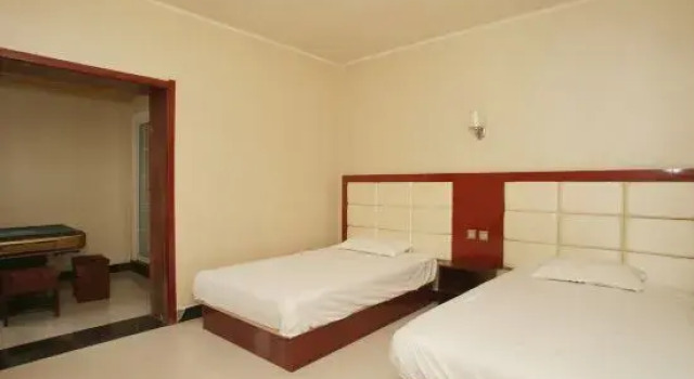 Guilin yiran Hotel (Weizhou Park Branch)