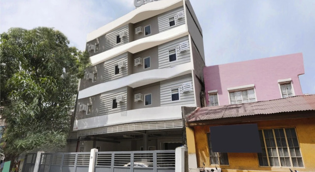 Finnex Hotel by OYO Rooms
