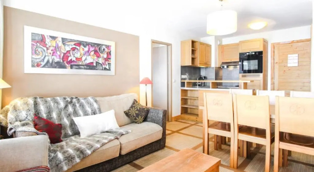 2 Bed Ski in and Ski out Luxury Apt in 5 star Residence, Забронировать Апартаменты/квартира Отели Араш-ла-Фрас с бассейном, рядом с Поле для гольфа Flaine Les Carroz, Бассейн