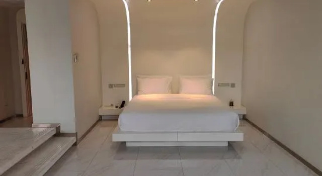 Люкс Crystal hotel Huangzhou XihuWulin square