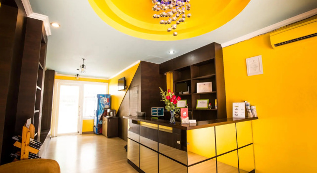 Double D Boutique Residence, Забронировать Бутик-отель Отели Паттайя с парковкой, рядом с Железнодорожный вокзал Паттайя, Парковка