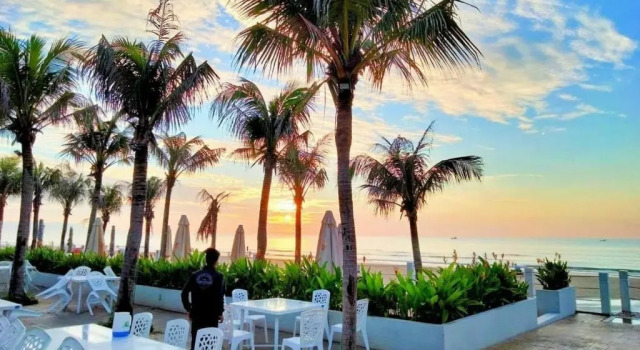 Апартаменты ARIA RESORT-FREE SWIMMING POOL, Relax by sea Hồ bơi miên phí và bãi tắm riêng, 40m ra biển