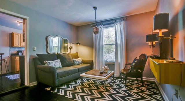 Germantown 3br/2ba Near Downtown by Domio, Varaa Lomakoti Huvilat kohteessa Tennessee, Villa