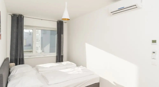 Danube Rooftop Dream by welcome2vienna, Prenota Hotel Vienna Austria