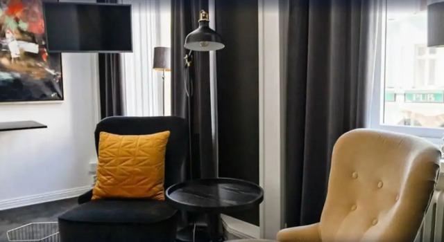 Eight Rooms
