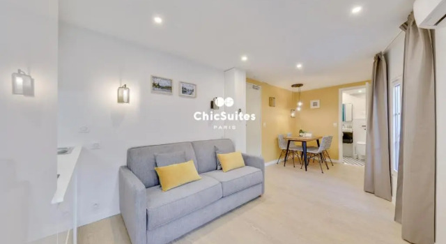 Апартаменты Superior Bastille ChicSuites