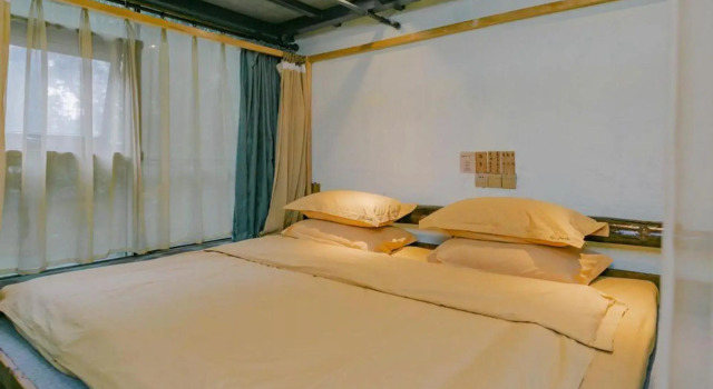 Chongqing Baijuyi Art Homestay, Prenota Hotel Hotel a Chongqing Area con parcheggio, Parcheggio