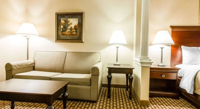 Двухместный люкс Comfort Inn & Suites Scarborough-Portland