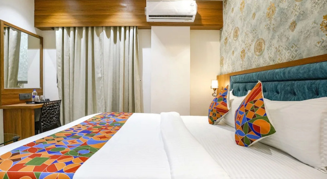 Fabhotel Status Residency