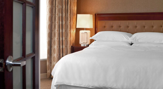 Sheraton Red Deer Hotel, Book Ferieresort Red Deer Central Alberta
