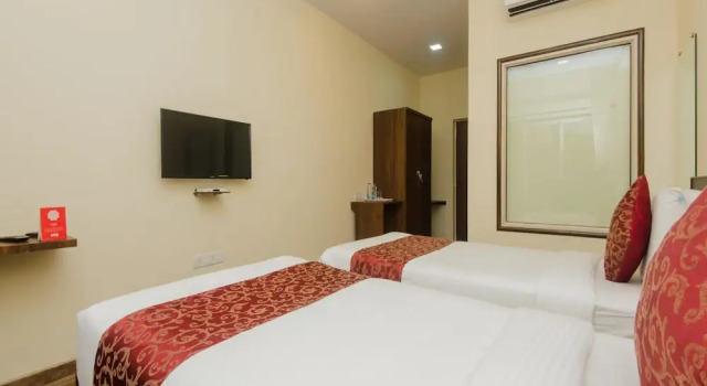 Номер Standard Super Hotel O Divine Residency Near Phoenix Marketcity