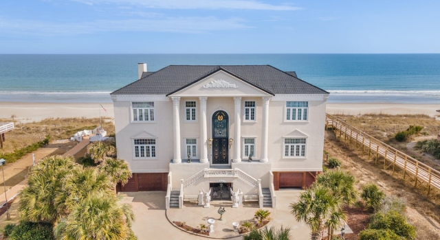 Коттедж Sea Palace 5 Bedroom Home