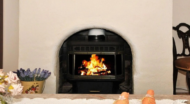 Plum Tree Cottage - warm, cosy & walk to town