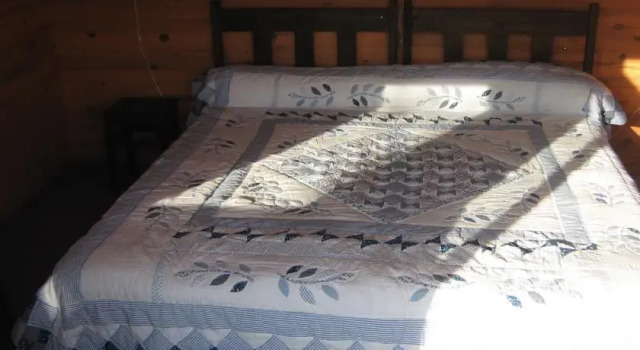 Petit Cabanon, Buchen Sie Hotel Pousthomy Languedoc-Roussillon
