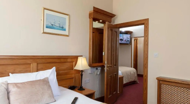 Семейный номер Standard Scholars Townhouse Hotel