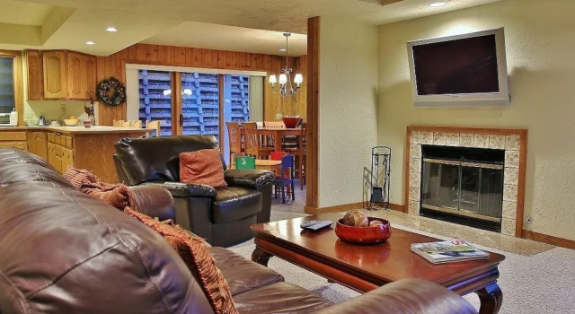 Park City Lowell Manor, Забронировать Отель Отели Парк-Сити 3 звезды, рядом с Горнолыжный подъeмник Payday Lift, 3*