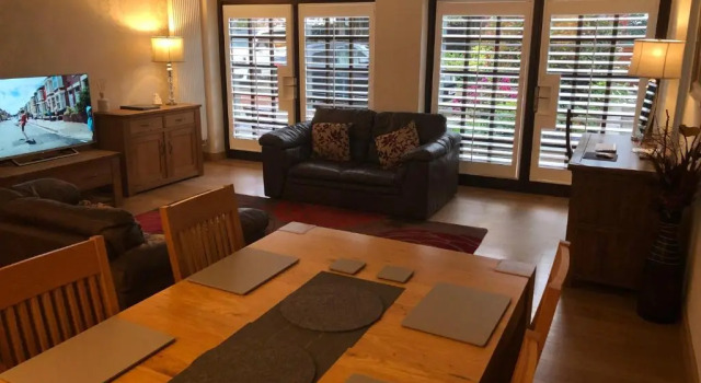 Коттедж Roslin Self Catering