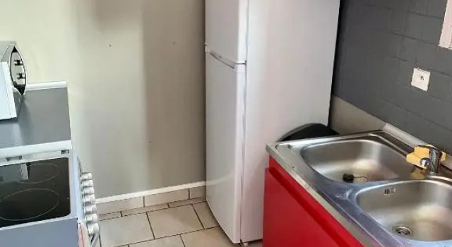 Appartement 2 pièces à Nevers, 预订 公寓 内韦尔 Nièvre