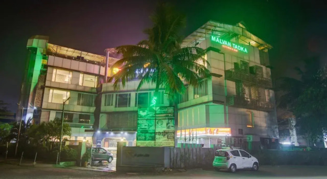 Hotel RR Suites - Near LODHA Xperia Mall