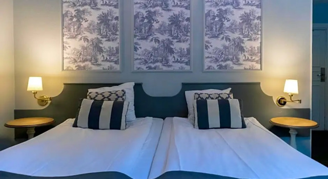 Номер Superior Crystal Plaza Hotel