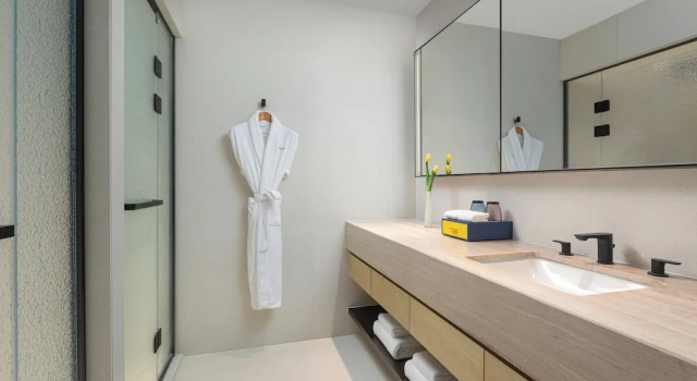 Двухместный номер Premium voco Suites Shanghai Hongqiao CBD by IHG