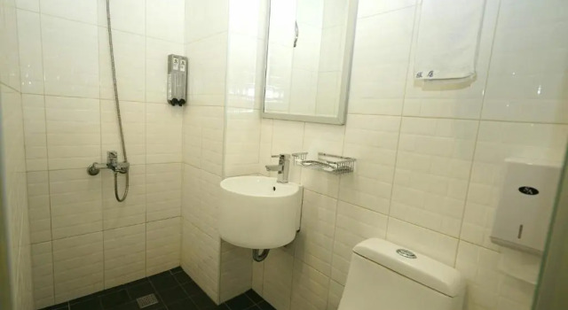 Номер Deluxe Century Hotel