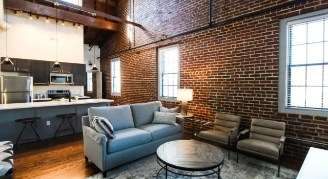 Люкс Deluxe The Lofts at Downtown Salem