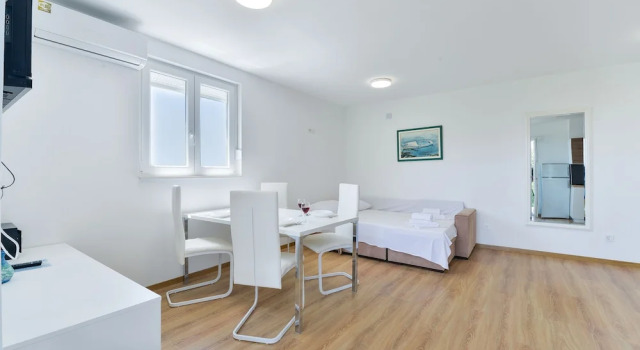 Royal Apartments, Buchen Sie Ferienwohnung Gajac Pag