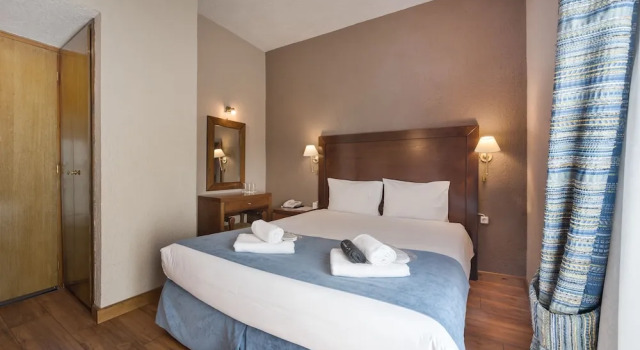 Трёхместный номер Standard с балконом Arahova Inn Hotel