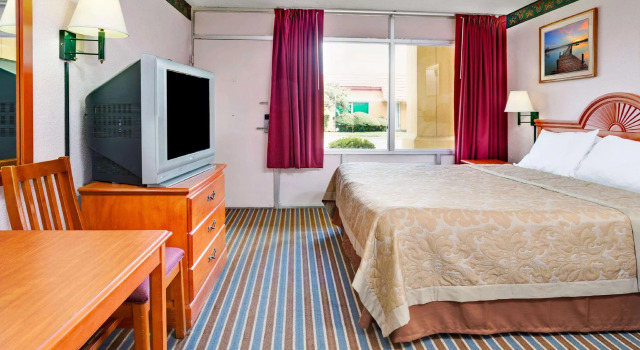 Двухместный номер Standard Magnuson Hotel Jacksonville Downtown
