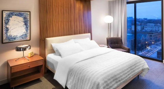 Номер Standard с видом на город Le Meridien Columbus, The Joseph
