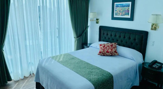 Полулюкс Hotel Monte Real