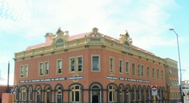 Nomads Underground Backpackers, Book Hotel Northbridge Perth